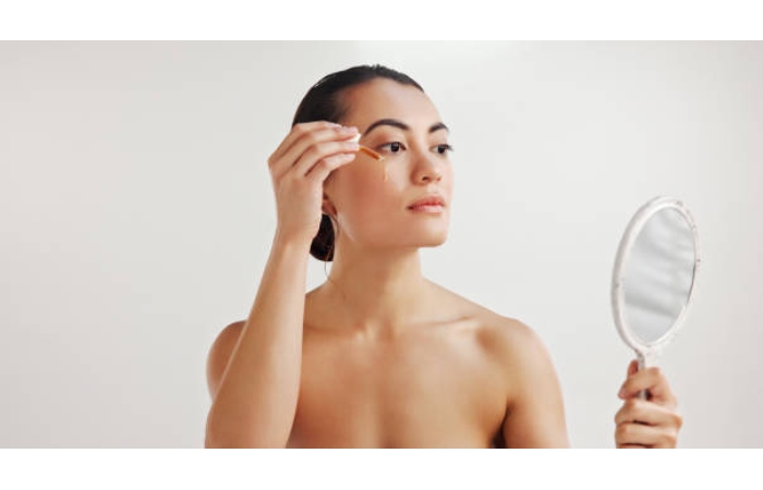 Beyond Beauty: The Holistic Benefits of Red Light Therapy