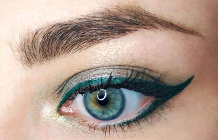 Eyeshadow Liner